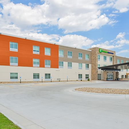 Holiday Inn Express & Suites - Chadron By Ihg Eksteriør billede