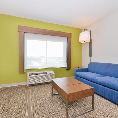 Holiday Inn Express & Suites - Chadron By Ihg Eksteriør billede