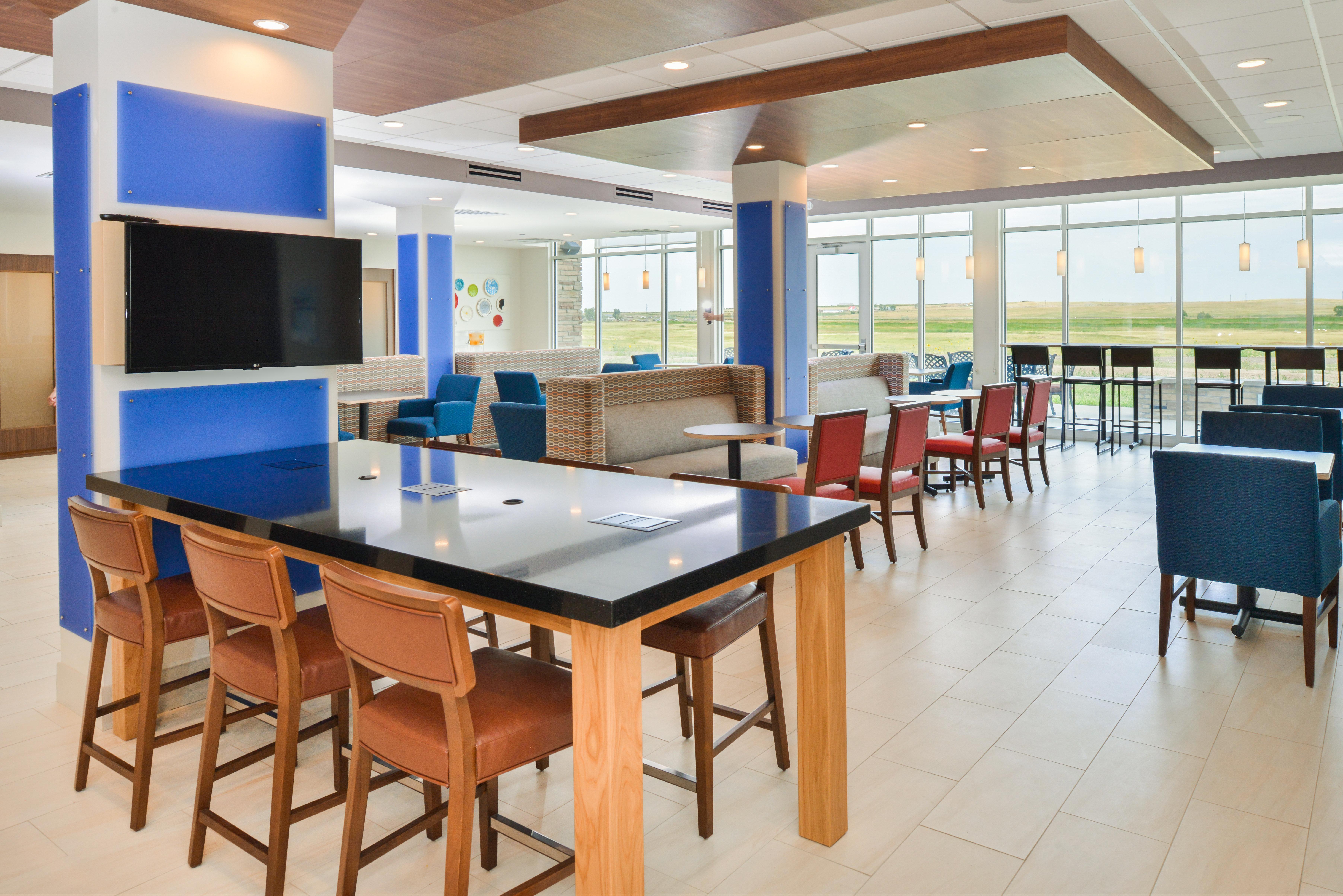 Holiday Inn Express & Suites - Chadron By Ihg Eksteriør billede